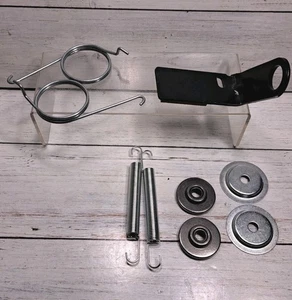 GY21943B Brake Pad Kit for John Deere 42" L, D, X Series 100 105 115 100 110... - Bild 1 von 11