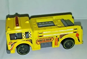 1976 Hot Wheels - Yellow Fire Eater Drag Way - Vintage Rare Unique - Picture 1 of 6