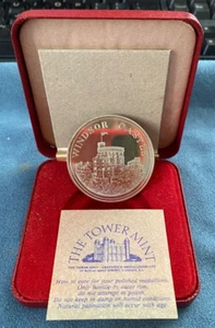 The Tower Mint Medallion Windsor Castle 1979 Coin Excellent Condition NM - Picture 1 of 5