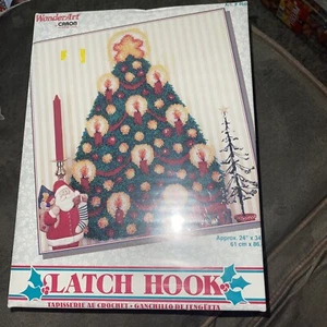 WonderArt Latch Hook Kit Christmas Tree - Picture 1 of 3
