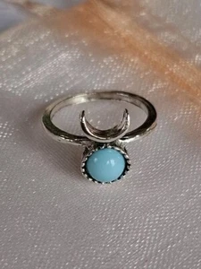 Metal Ring With Decorative Design And Turquoise Stones Ring Size 10, UK K - Picture 1 of 5