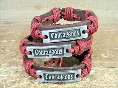 Un lote de tres pulseras valientes hechas a mano de cáñamo/cuero genuino/aleación  Foto 1 de 3