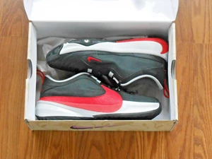 Sneakers / Shoes - NIKE - FREAK 5 - Giannis - Youth Basketball - 5.5 - BRAND NEW - Picture 1 of 5