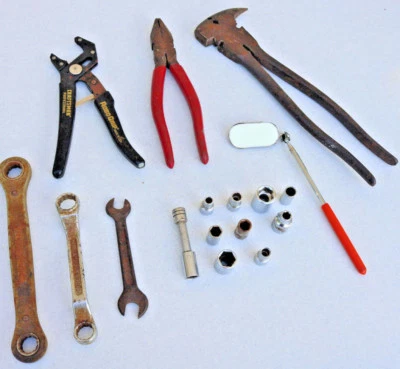 Herramientas de colección enchufes alicates varios EE. UU. inusual robot liniero antiguo artesano ZF Foto 1 de 4