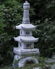 Japanische Steinlaterne - Elegante Garten Pagode mit rustikalem Charme