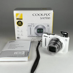 Nikon COOLPIX S9700 16,0 MP Digital Camera Zoom 30x - White - Tested works - Bild 1 von 11