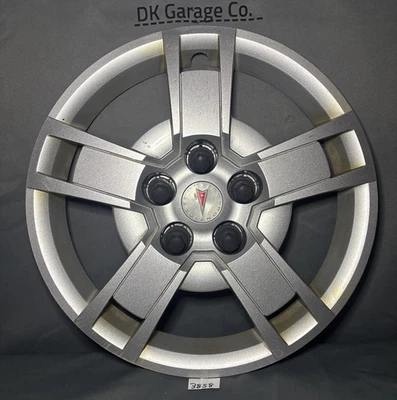 (1) Tampa de roda calota OEM 2009-2010 Pontiac Vibe 2.4 16" #0B GM p/n 24100434 - Imagem 1 de 4