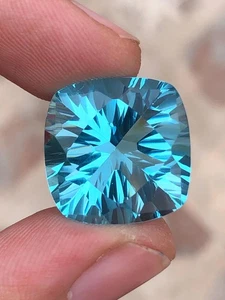 Swiss Topaz Faceted Lot 22.95 ct - Fancy Cut Stones for Jewelers - Picture 1 of 7