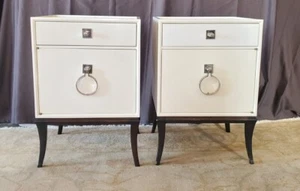 Tommi Parzinger Originals Pair of White Lacquered Nightstands Side Tables - Picture 1 of 12