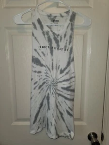 New Pink By Victoria's Secret DONT SWEAT IT Twist Back Tank Top Size Small - Picture 1 of 5