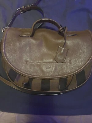 Bandolera Fendi Pequin vintage Foto 1 de 4