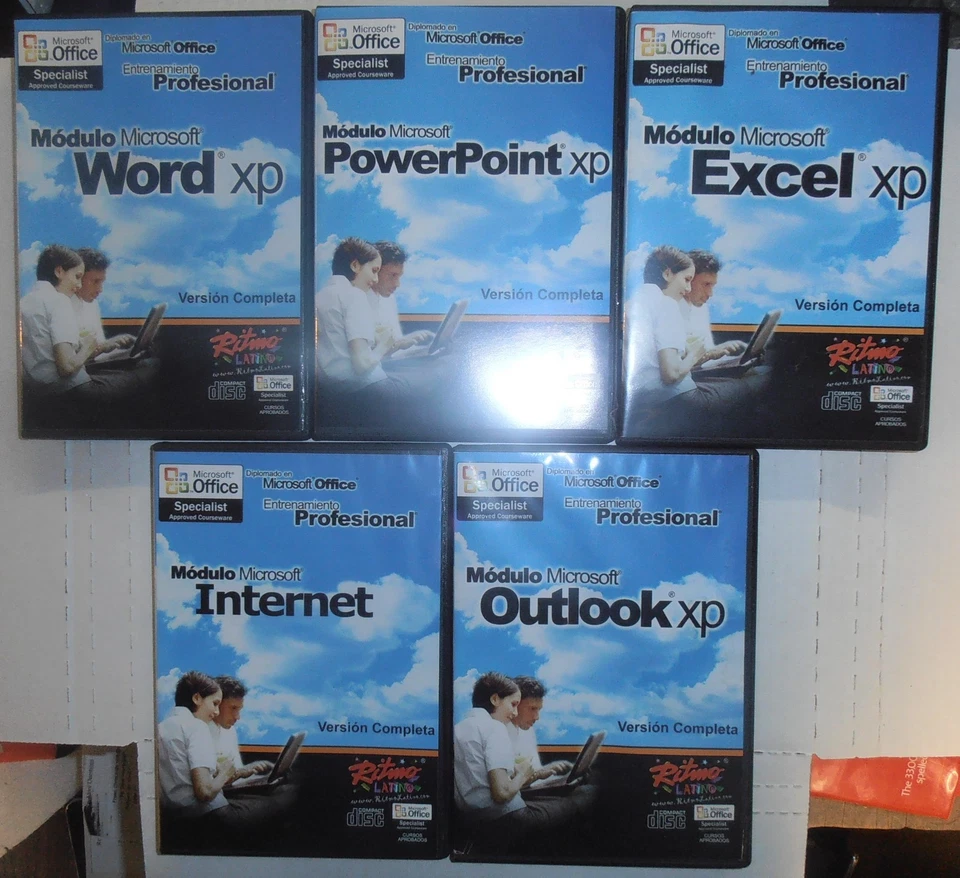Juego de 5 discos de cursos de software de español de Microsoft de Ritmo Latino (CD-ROM) Foto 1 de 1