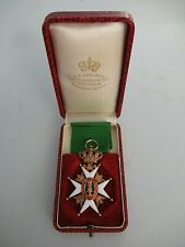 SWEDEN ORDER OF VASA KNIGHT 1ST CLASS. MADE IN GOLD 18K, 16.5 GRAMS. CASED MINT!