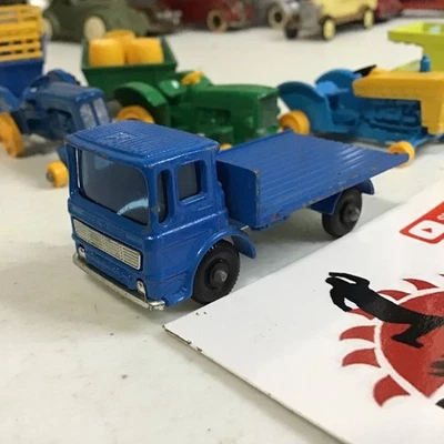 MATCHBOX REGULAR WHEELS #60 BLUE GMC SITE HUT DELIVERY TRUCK 1/64 PARTS ENGLAND - Image 1 of 4
