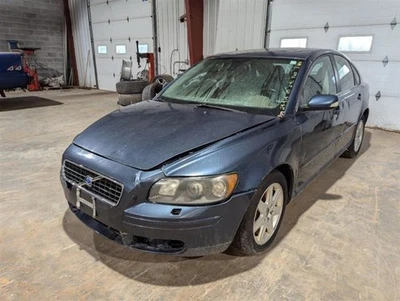 Audio Equipment Radio Display Screen Fits 04-06 VOLVO 40 SERIES 1182003 - Image 1 of 4