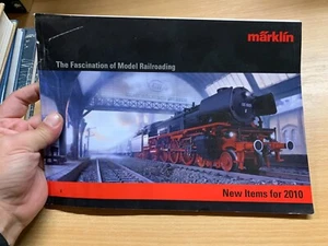 MARKLIN "NEW ITEMS FOR 2010" MODEL RAILWAY CATALOGUE PAPERBACK BOOK (P4) - Picture 1 of 13