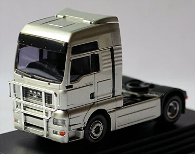 Man TGA XXL Trattore da Solista Con Bull BAR Iaa Francoforte 1:87 Wiking 506 01 - Immagine 1 di 4