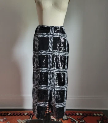 FALDA A CUADROS BLANCA Y NEGRA LENTEJUELAS VINTAGE con PANEL LATERAL ABERTURA PROFUNDA Foto 1 de 4