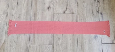 Bufanda para mujer Lacoste borde borla rosa coral Foto 1 de 4