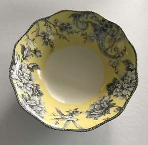 222 Fifth ADELAIDE GELB große Servierschale gelb, weiß mit grauem Design Neu - Bild 1 von 5