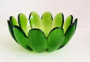 Vintage Indiana Glass Lime Green LUAU Salad Serving Bowl 10.5"  - Picture 1 of 10