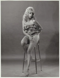 Original Vintage 60er Jahre Pinup Modell, von Bruno Bernard, gestempelt - Bild 1 von 2