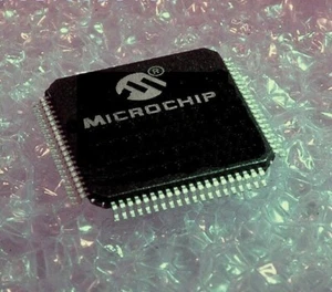 PIC32MX795F512L-80I/PT 32b Microcontroller 80MHz 128K RAM - Picture 1 of 3