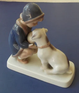 Figura Bing & Grondahl 2163 - Niña con perro - Imagen 1 de 4