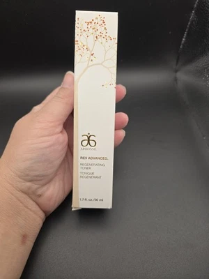 Arbonne RE9 Advanced Regenerating Toner 1.7 fl oz / 50 ml - Image 1 of 4