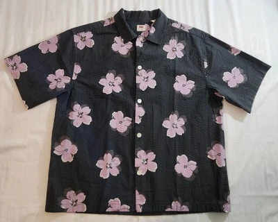 Levi's Men's Slouchy Shirt Hazy Blooms Pirate Seersucker New With Tags Medium - Image 1 of 4