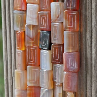 NELLYS 1 Strang  Karneol Rechtecke mit Gravur ca. 11x17mm Perlen Edelsteine - Bild 1 von 4