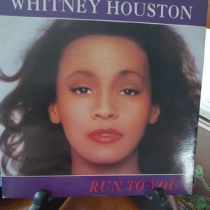 Whitney Houston - Picture 1 of 2