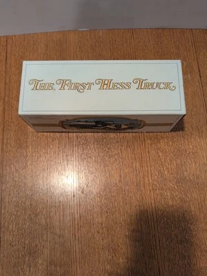 Camión cisterna Hess gasolina el primer juguete Hess nuevo en caja de colección raro como nuevo Foto 1 de 4