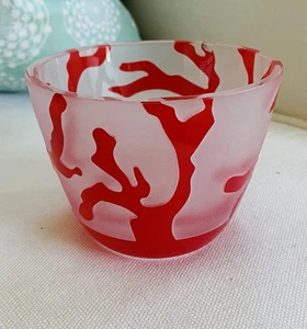 Vintage signierte Eisch geschnitzte Kamee rot geschliffen auf klarem Milchglas Vase 3,5" Germany - Bild 1 von 9