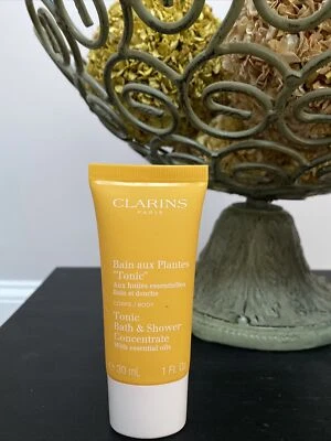 CLARINS Tonic Bath and Shower Concentrate Travel Size - 30 ml / 1 fl. oz - Image 1 of 2