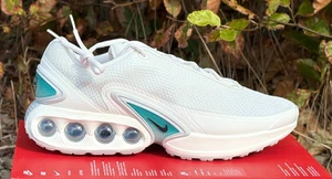 NUEVO Nike Air Max DN Entrenadores - DV3337 015 - Talla UK10 EUR45 - Polvo Fotónico - Imagen 1 de 7