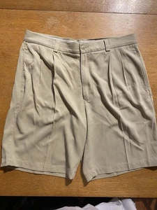 Tommy Bahama Men’s 34 Silk Shorts Khaki Relax Fit Pleated Pockets Casual Beach - Picture 1 of 9