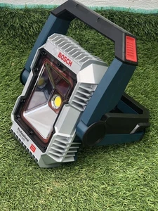 BOSCH GLI 18 V-1900 18v LED site light - Picture 1 of 4