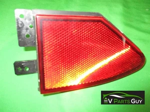 Tesla Model S 2012-2016 TAIL LIGHT REFLECTOR - RIGHT, PASSENGERS - 1010363-00-E - Picture 1 of 5