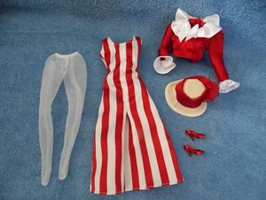 Barbie Coca Cola After The Walk Fashion Set Only - Picture 1 of 3