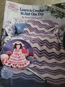 Learn To Crochet In Just One Day Instruction Book - Picture 1 of 9