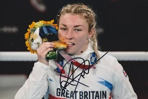 Lauren Price photo 12x8 signée à la main boxe autographe Jeux olympiques de Tokyo 2020 - Photo 1 sur 1