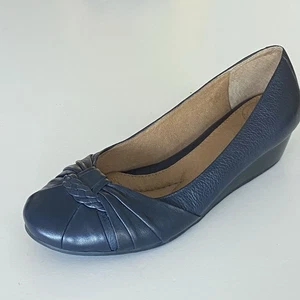 Nurture Dark Blue Low Wedge Comfort Shoes Sz 7.5 M Joclynn Leather heel - Picture 1 of 8