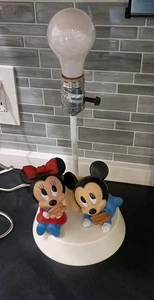 Vintage 1984 Disney Baby Mickey Minnie Maus Kinderzimmer Lampe mit Nachtlicht Dolly Spielzeug - Bild 1 von 3