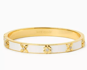 Kate Spade New York Heritage Bloom Hinged Bangle Bracelet White and Gold - Picture 1 of 3