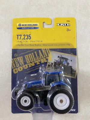 Tractor New Holland T7.235 escala 1/64 con doble fundido a presión Ertl Foto 1 de 3