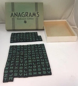 Vtg Anagrams Embossed Game Selchow & Righter Turquoise Letters Scrabble Crafts - Picture 1 of 12