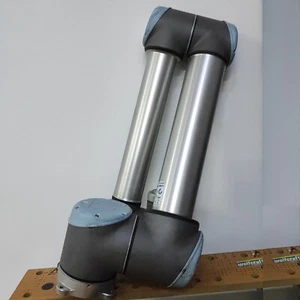 READ DESCRIPTION ▀▄▀▄▀ UNIVERSAL ROBOTS COBOT UR10 –- ROBOT COLABORATIVO ▀▄▀ - Imagen 1 de 3
