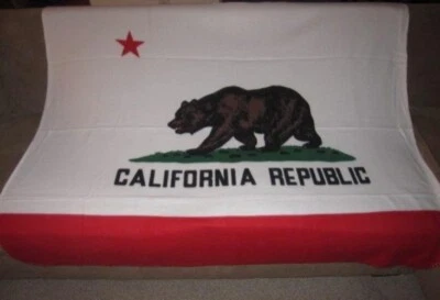 New State of California Republic Flag Fleece Throw Gift Blanket Soft Warm NIP - Image 1 of 2