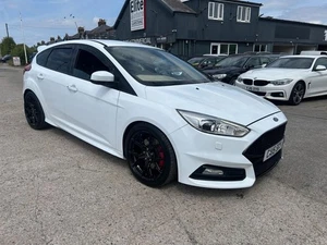2015 Ford Focus 2.0 TDCi ST-3 Hatchback 5dr Diesel Manual Euro 6 (s/s) (185 ps) - Picture 1 of 22